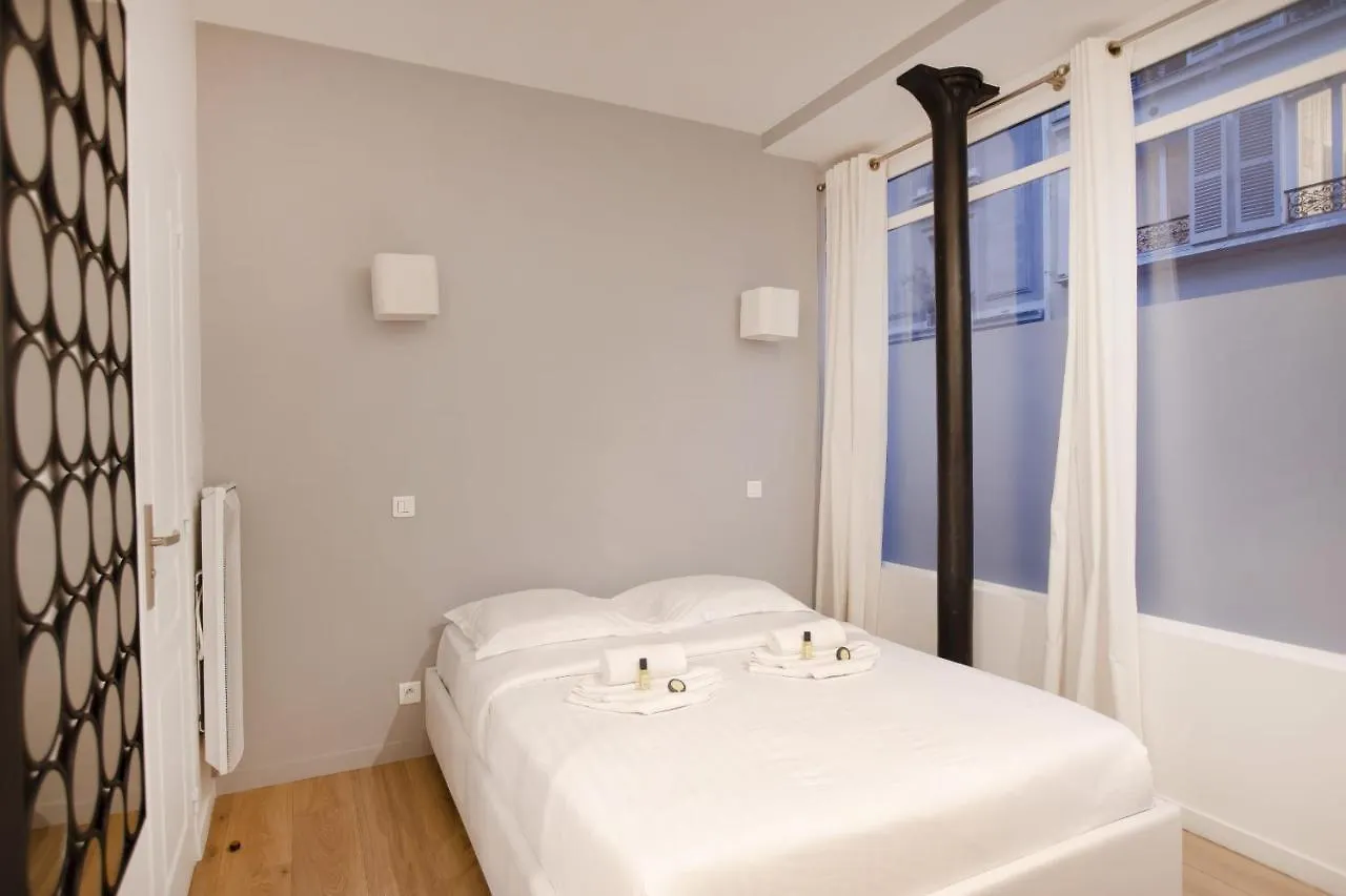 Guestready - Fully-Equipped And Cosy Studio, Close To Batignolles Apartment Paris